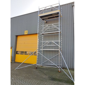 Aluminium rolsteiger vloerhoogte 2.30 meter Aluminium rolsteiger vloerhoogte 2.30 meter